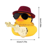 Mini pato de goma para coche, adornos para salpicadero, decoración Interior, sombrero de vaquero, pato con bufanda, gafas de sol, juguetes para niños, regalos, accesorios para coche