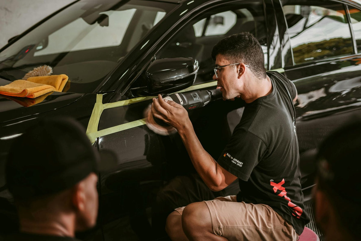 The Benefits of Using a 4-in-1 Portable Car Polisher for Home Car Maintenance