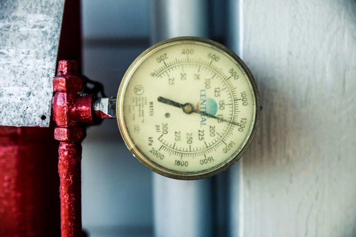 Tire Pressure Monitoring Tools: Why Manual Checks Still Matter in Modern Cars