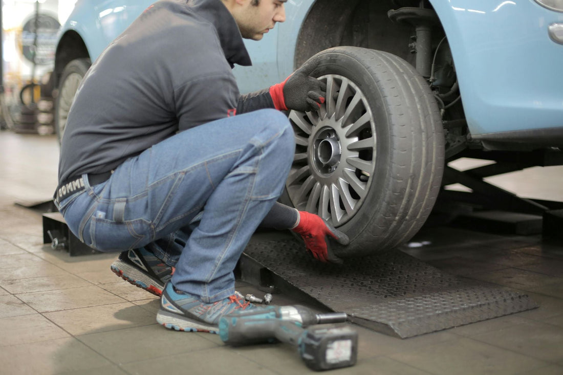 Car Tyre Changing Gear: Essential Tools and How to Use Them
