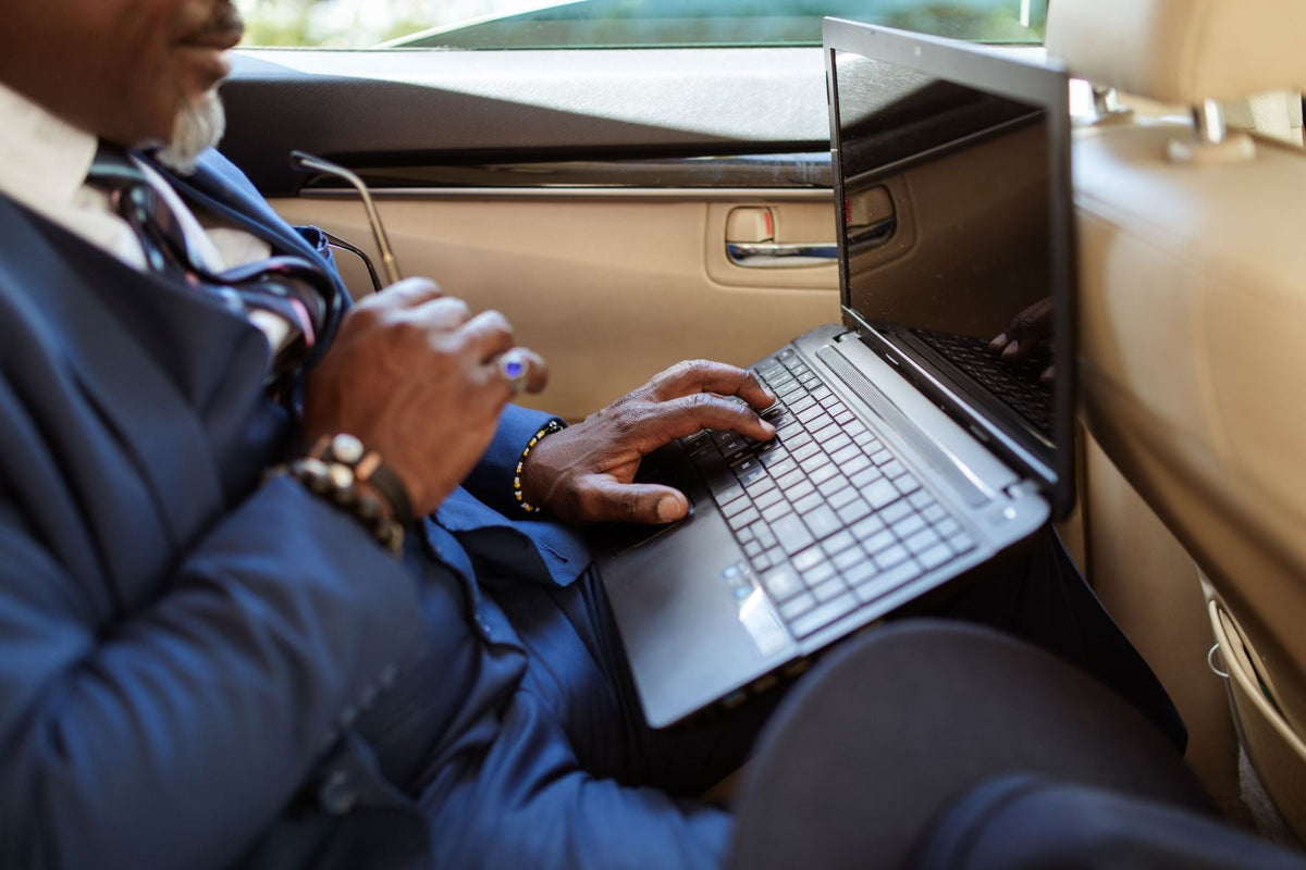 The Rise of Mobile Productivity and the Evolution of Car Accessories