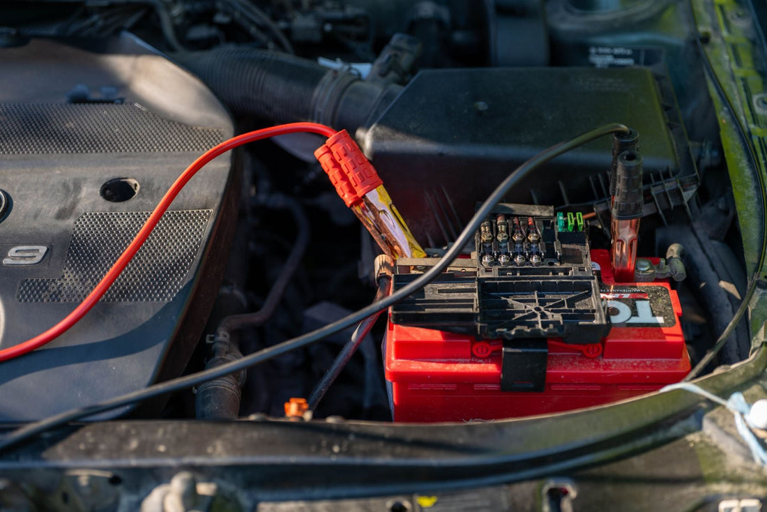 Jump Starter vs Traditional Jumper Cables: Understanding the Trade-Offs