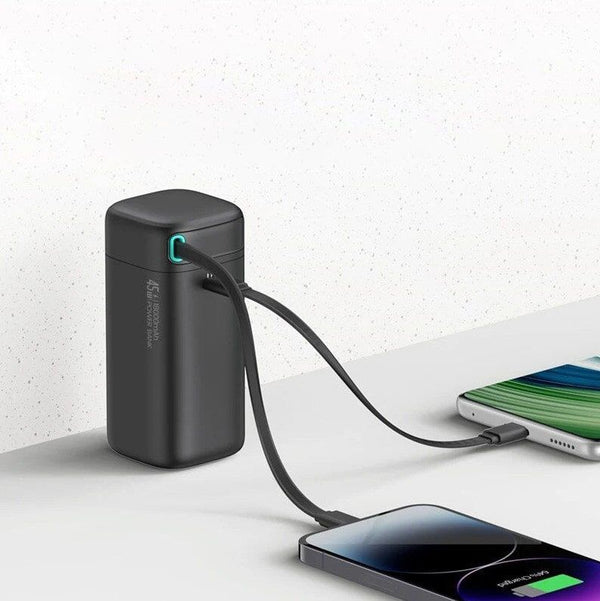 Magnetic 45W Type C PD Fast Charge Powerbank 18000mAh with Retractable Cable