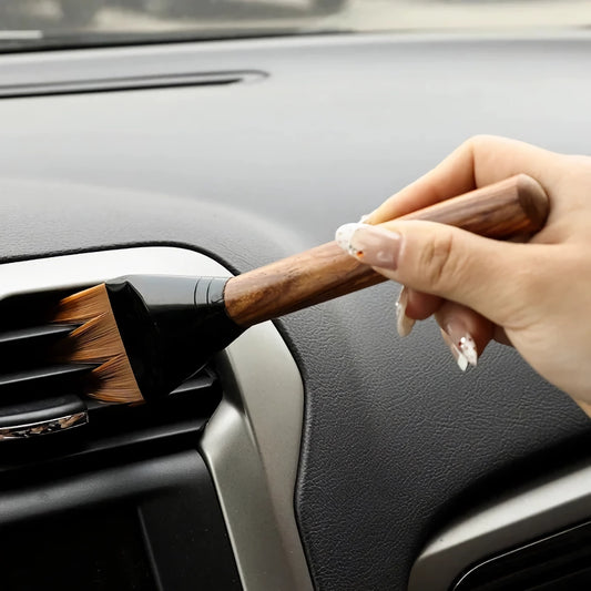 Cepillo de limpieza para el interior del coche de madera de sándalo negro