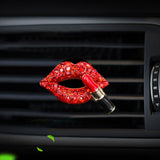Lufterfrischer-Clip fürs Auto mit roten Lippen und Diamanten