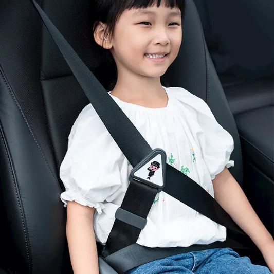 Kinder-Sicherheitsgurtversteller: Sicherheit und Komfort für Kinder von 3 bis 16 Jahren