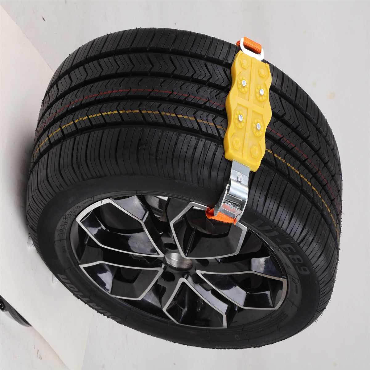 Anti-Skid Snow Tire Chain For Wheel Emergency Mud Car Truck Yellow Black - Auto GoShop