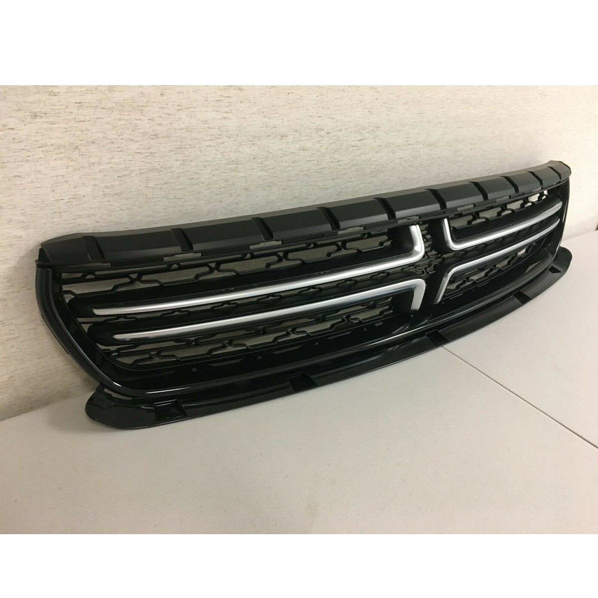 Black & Silver ABS Front Upper Bumper Grill Grille for Dodge Charger 2015-2018