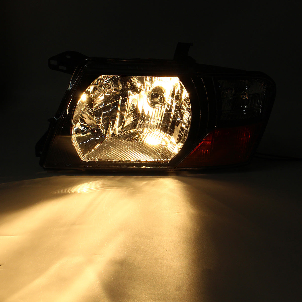 Khaki Car Front Headlight Head Lamp Assembly Glass Lens Cover Pair for Mitsubishi Pajero Montero 2000-2006