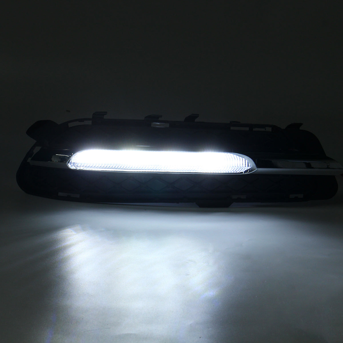LED DRL Daytime Running Lights with Fog Lamp Cover For Mercedes Benz W212 E-Class E250 E300 E350 2009-2013 - Auto GoShop